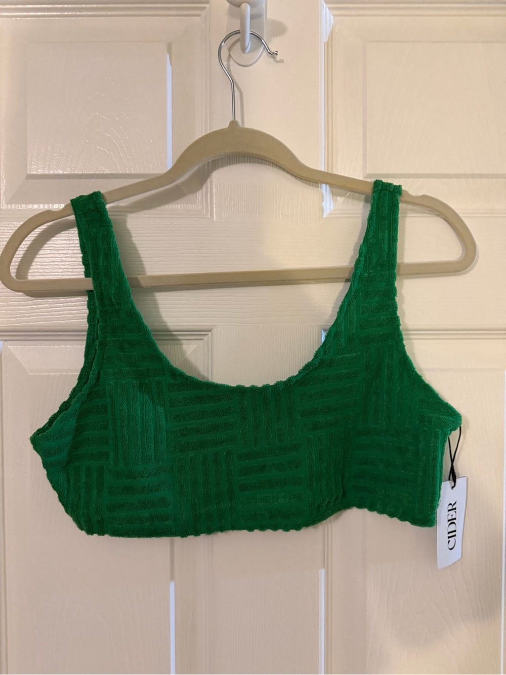 Cider Emerald Green Textured Scoop Crop Top